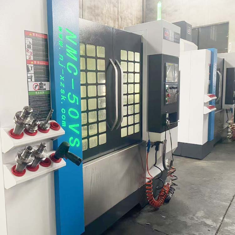 鎮(zhèn)江市恒動(dòng)機(jī)械廠(chǎng)區(qū)環(huán)境